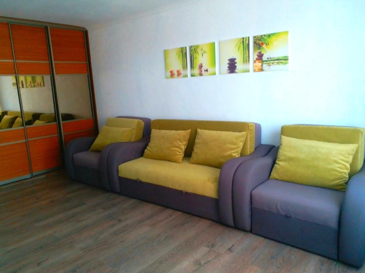 Kozzy Apartment in Kiev City Center LU7 Buitenkant foto