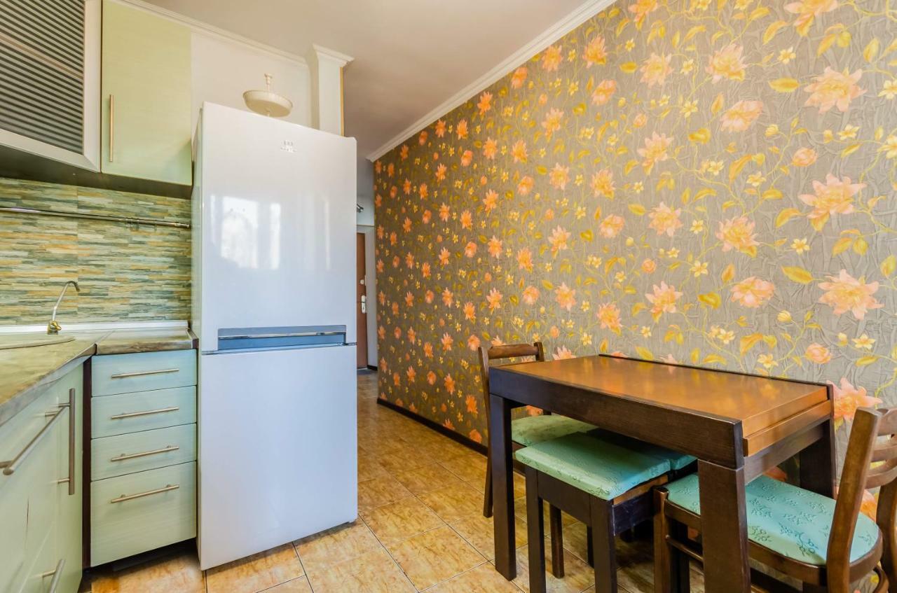 Kozzy Apartment in Kiev City Center LU7 Buitenkant foto